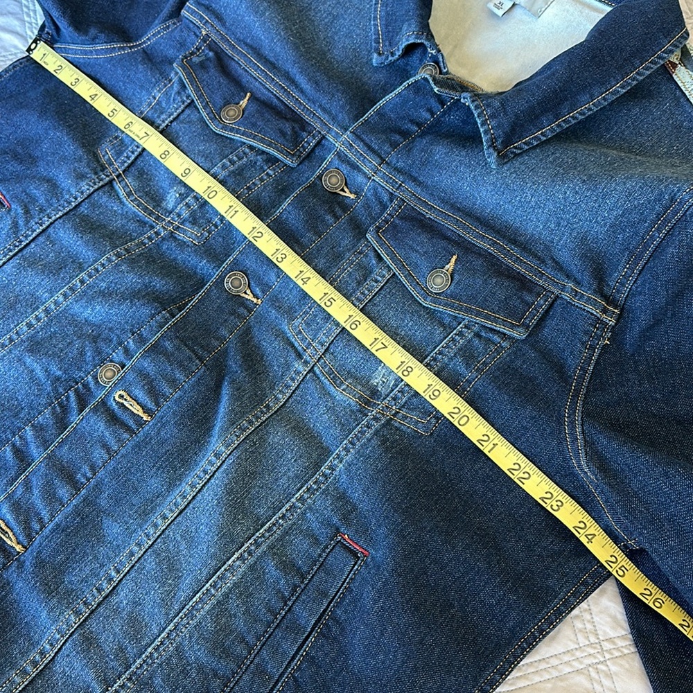 Frye and Co oversized denim jacket, back shoulder print, XL - Picture 5 of 9